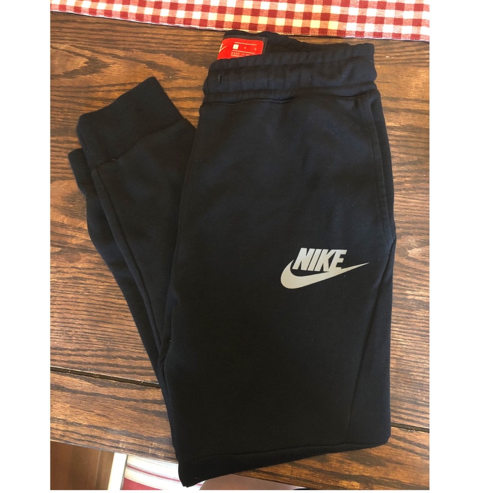 Kid’s Large Nike Joggers